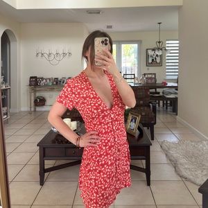 - every day dress, flowy fit, comfortable wear